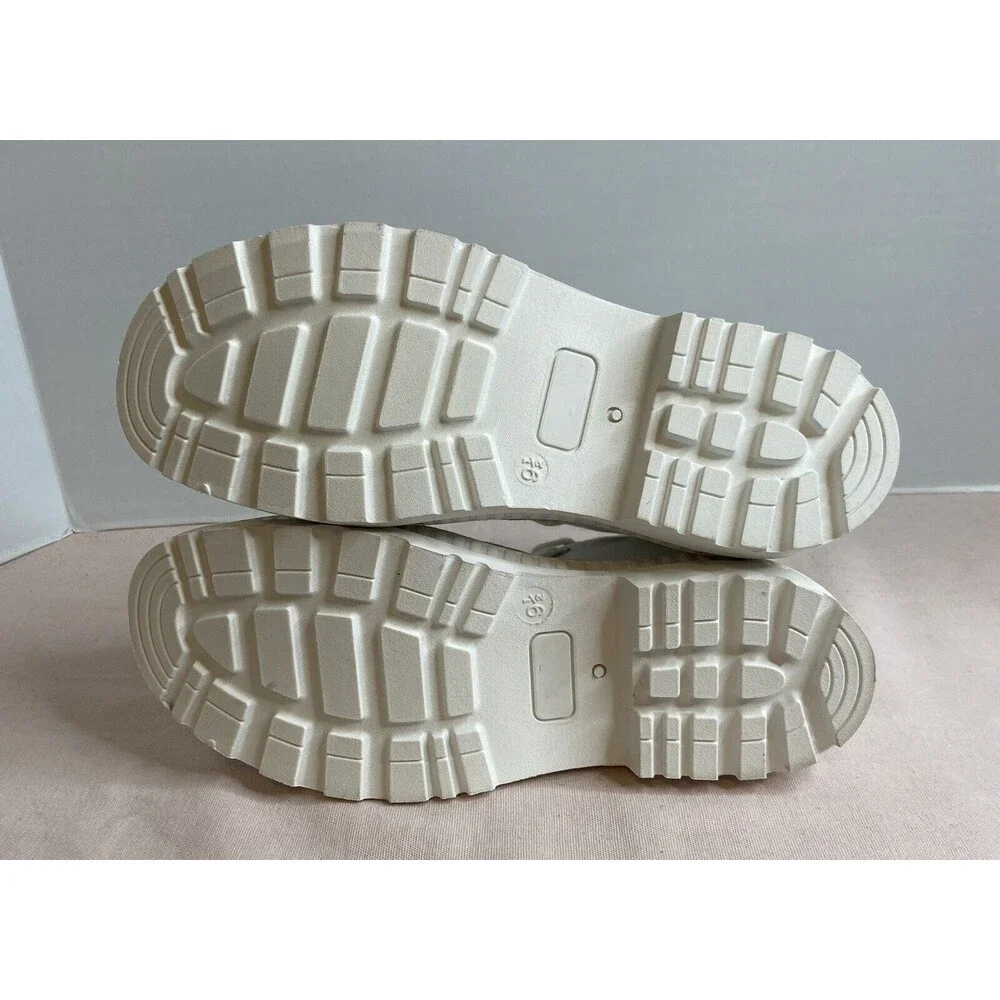 NWT Women's SO Dragonfruit Ankle Boots White Size 9.5 Med